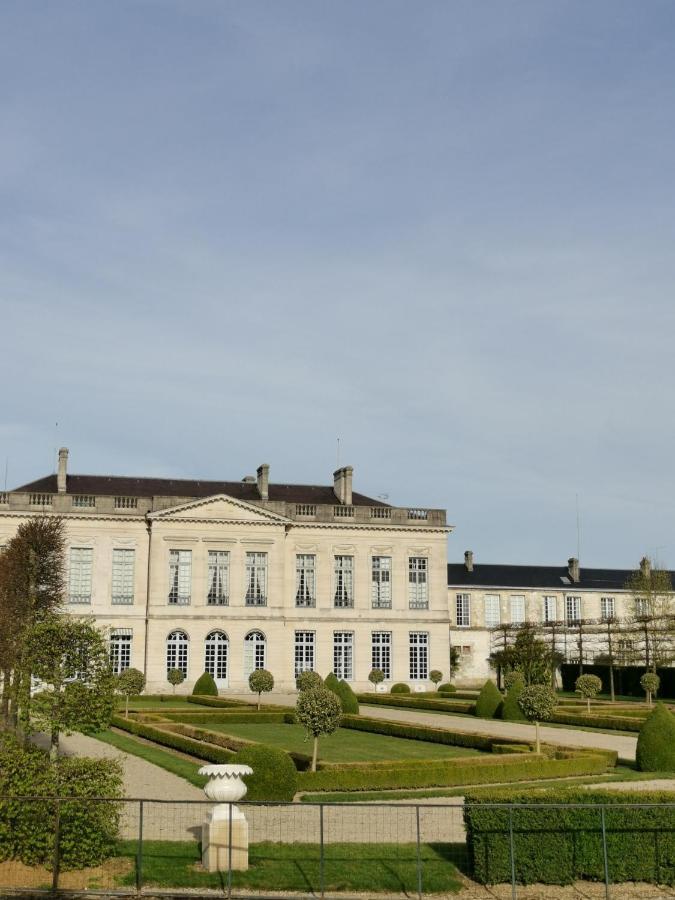 Le Clos Du Lys Chalons en Champagne Exterior photo